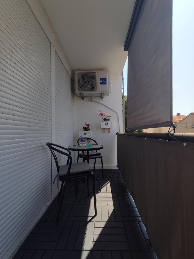Apartman Levi Pula Exterior foto